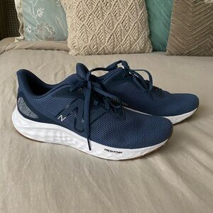 New Balance Men's Navy Athletic Shoes